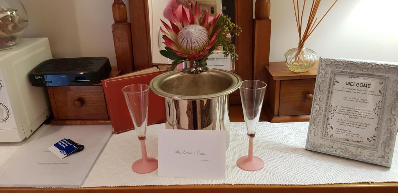 Papillon Guest Suite Simonʼs Town Εξωτερικό φωτογραφία