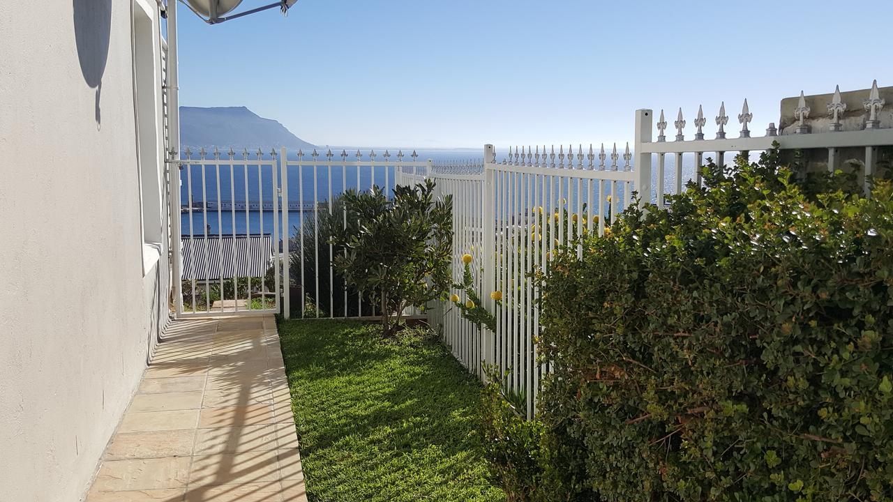 Papillon Guest Suite Simonʼs Town Εξωτερικό φωτογραφία
